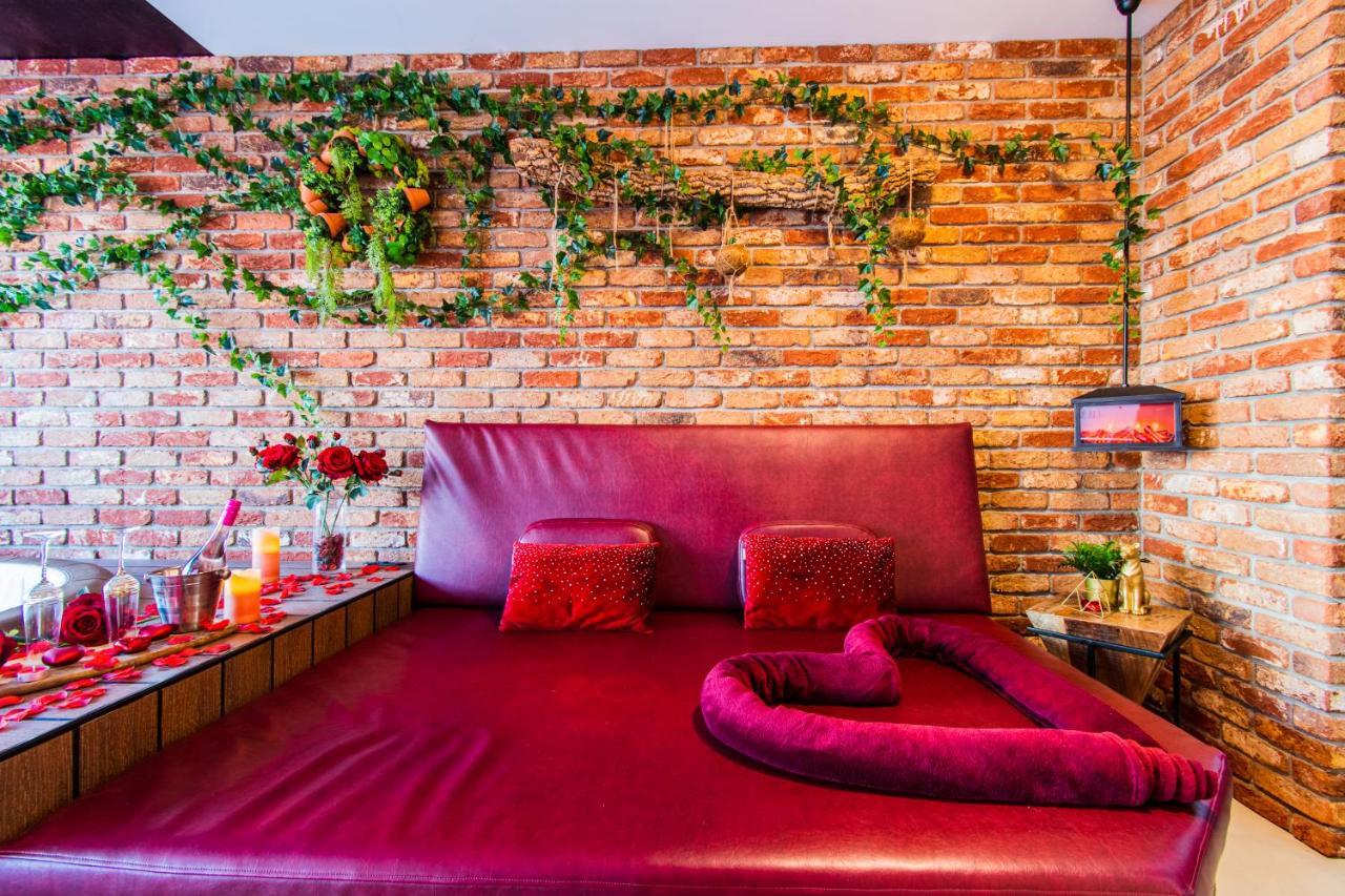 Jacuzzi - Love - Bdsm - Extra Luxury - Ev Chargger - Valentine'S Day - Red Room - Flexible Selfcheckins 28 Záhřeb Exteriér fotografie